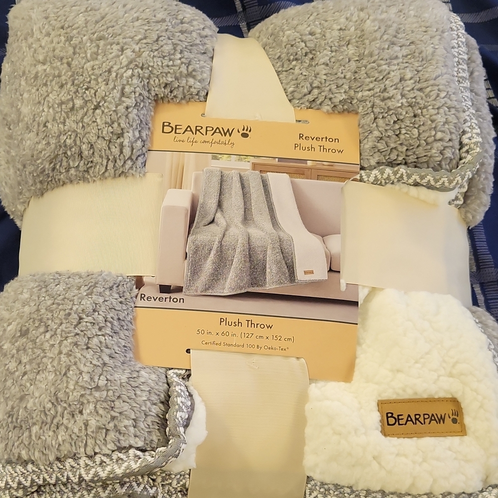 BearPaw Cozy Gray and Cream Throw